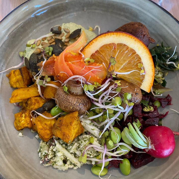 photo of Tabula Rasa Buddha Bowl shared by @valeborrons on  23 Apr 2022 - review