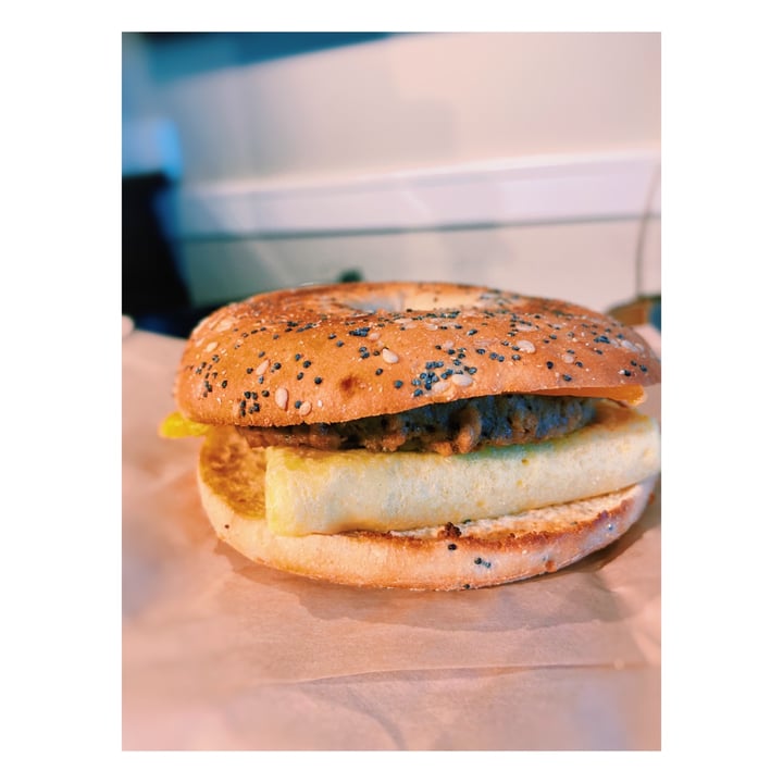 review photo of Peet's Coffee Plant-based Sandwich shared by @groovyjunebug on 31 Jul 2021 - review