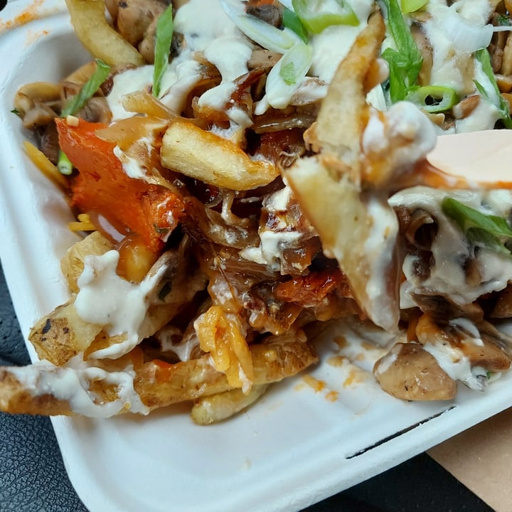 photo of Vegan Street Buffalo Fries shared by @donnabe on  14 Jul 2021 - review