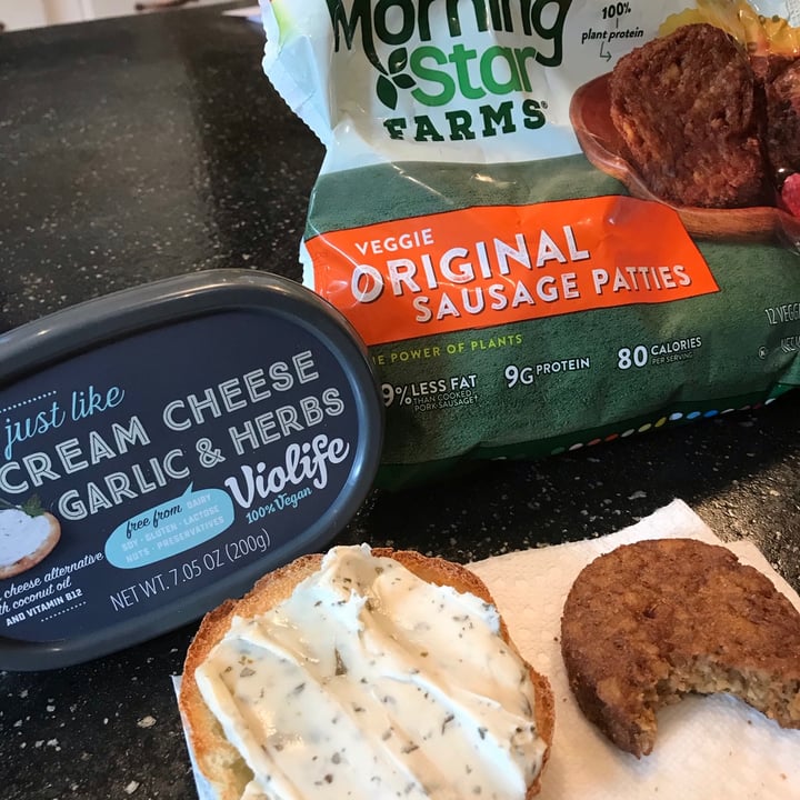 photo of MorningStar Farms Maple Flavored Sausage Patties shared by @kimachambers on  15 Jun 2021 - review