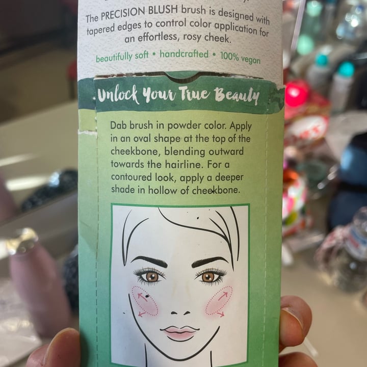 photo of EcoTools Precision Blush shared by @plantbasedancer on  18 Dec 2021 - review