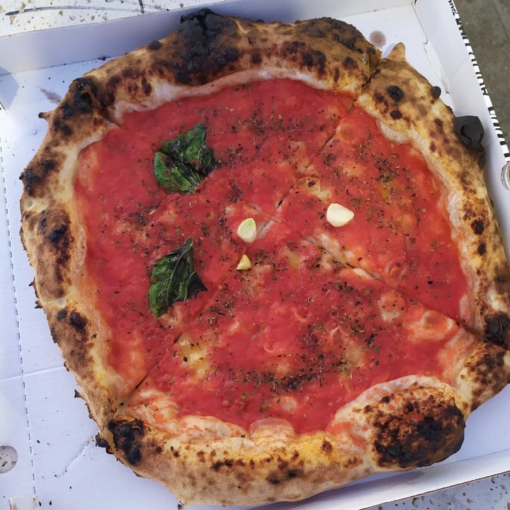 review photo of La Collina Express Pizza Marinara shared by @federicajackdanieles on 13 Jul 2022 - review