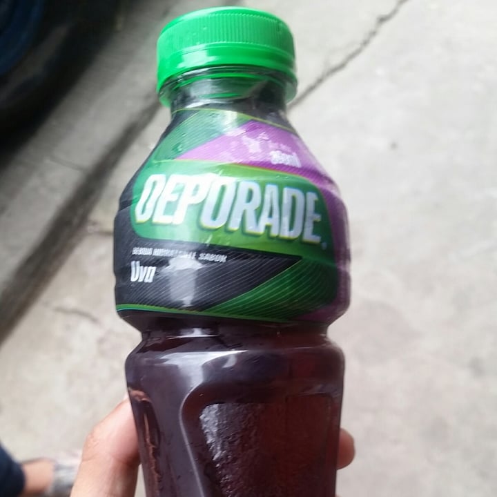 photo of Deporade Bebida Energética sabor Uva shared by @warenz on  04 Jul 2020 - review