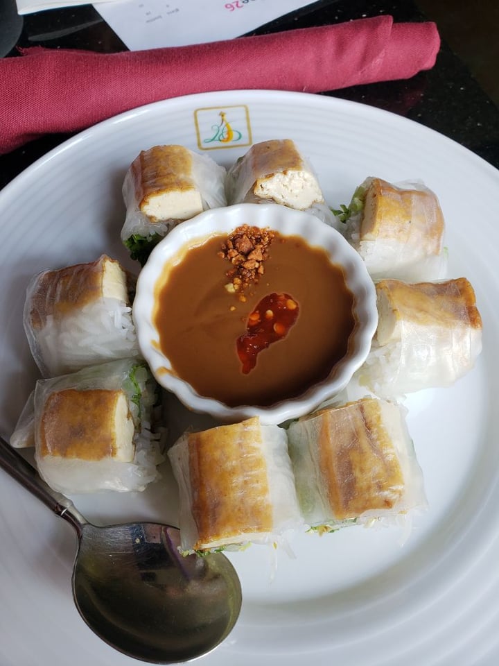 photo of Jasmine 26 Restaurant and Bar Grilled Tofu Roll shared by @marilj2018 on  06 Aug 2018 - review