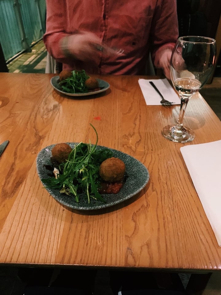 photo of The Red Onion Vegan Taster Menu shared by @oliverbp97 on  14 Mar 2020 - review