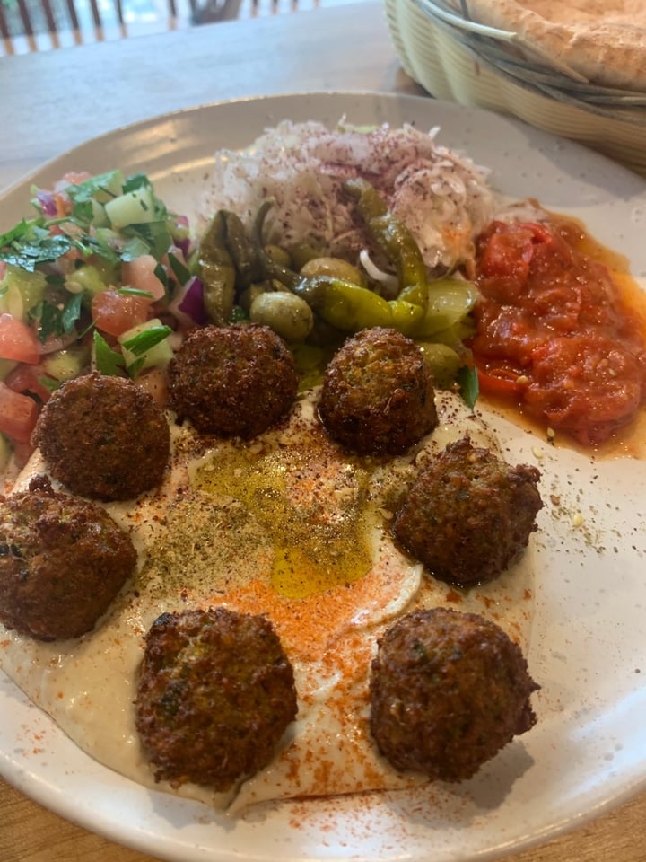 review photo of Za'atar Bellingen Falafel Plate shared by @ariellemma on 12 Feb 2020 - review