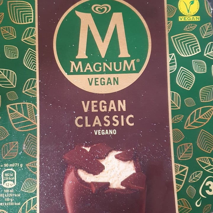 review photo of Magnum Dairy Free Classic shared by @sarlala on 03 Jun 2021 - review
