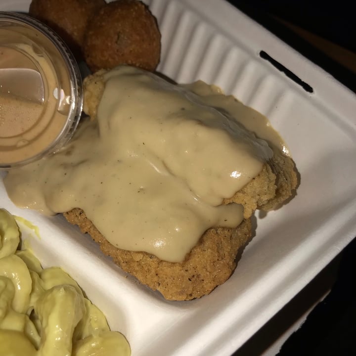 photo of Cornbread Cafe Chik’n Fried Tempeh & Gravy shared by @curvycarbivore on  31 Aug 2020 - review