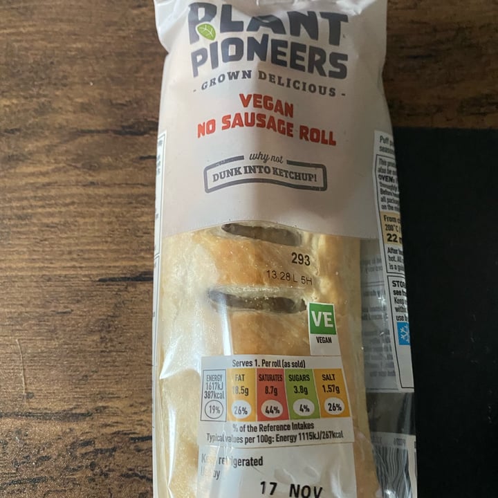 photo of Plant Pioneers No sausage roll shared by @joshthevegan on  14 Nov 2022 - review