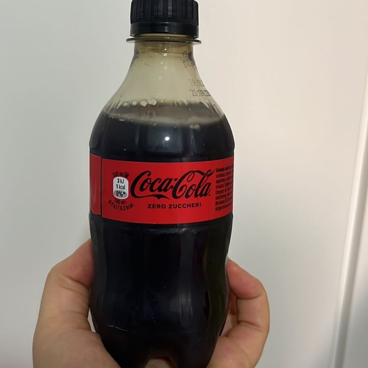 photo of Coca-Cola Coca cola  zero zuccheri shared by @angelarusso on  05 Jun 2022 - review