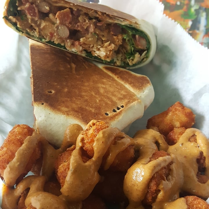 review photo of Happy Apple Cafe nachorrito shared by @skateplant on 28 Jun 2020 - review