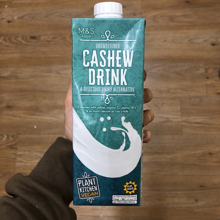 photo of Plant Kitchen (M&S) Unsweetened Cashew Drink shared by @veganlisag on  07 Jan 2020 - review