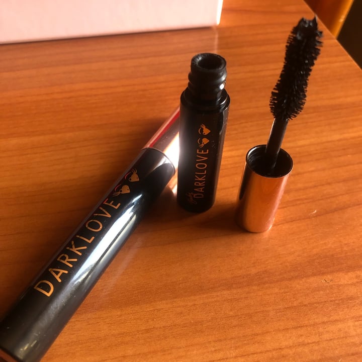photo of Clio Makeup Darklove mascara shared by @soniapesa on  23 Sep 2022 - review