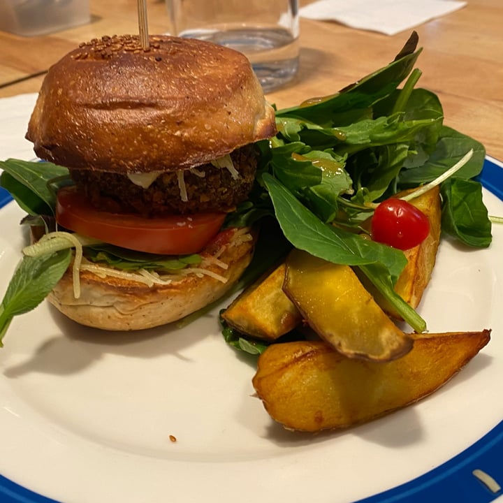 photo of Real Food Lentil (Quinoa) Coquette Burger shared by @tabs on  02 Jun 2022 - review