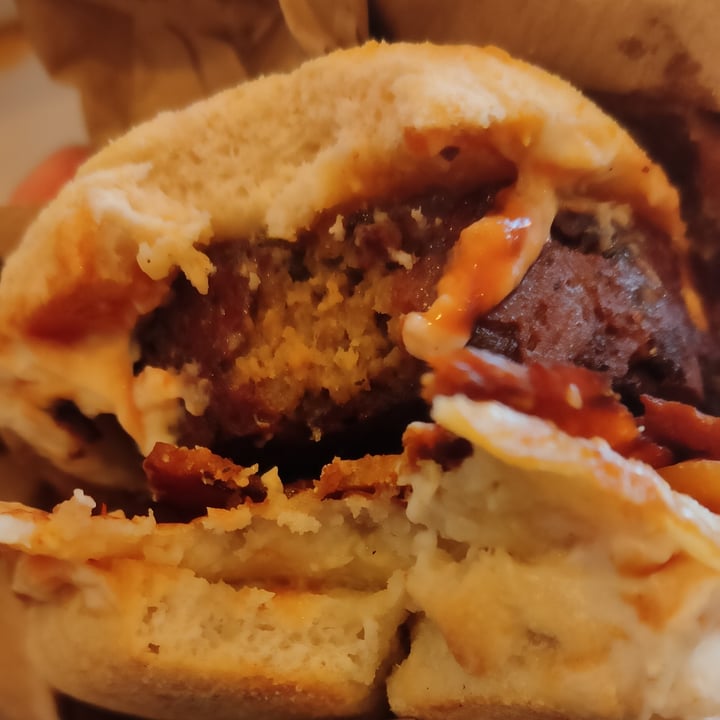 review photo of Vegan Sandwich Co Breakfast Muffin shared by @nadioski on 02 Mar 2022 - review