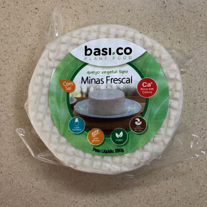 review photo of queijo vegetal tipo minas Queijo Vegetal Tipo Minas Frescal shared by @larissaamalouise on 05 May 2022 - review