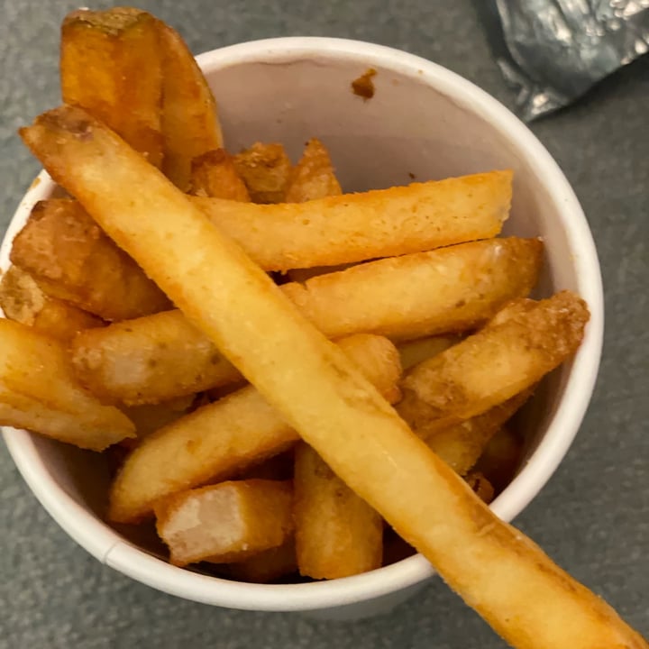 photo of Veggie Grill Large Fries shared by @janetisvegan on  30 Oct 2021 - review