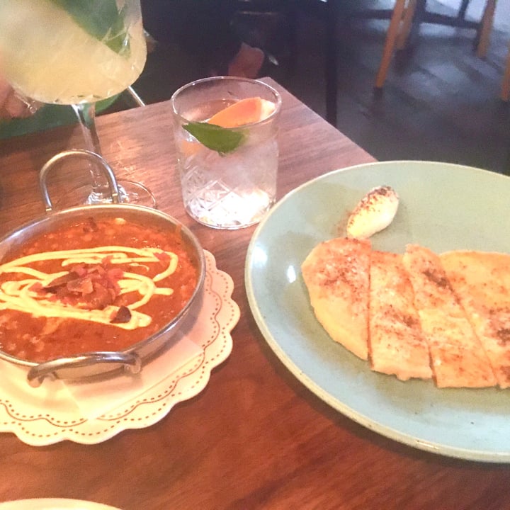 photo of Lions And Tigers Sourdough Naan with Whipped Ghee; Pickled Onion Chanda Dal shared by @sv-amazon on  18 Nov 2021 - review