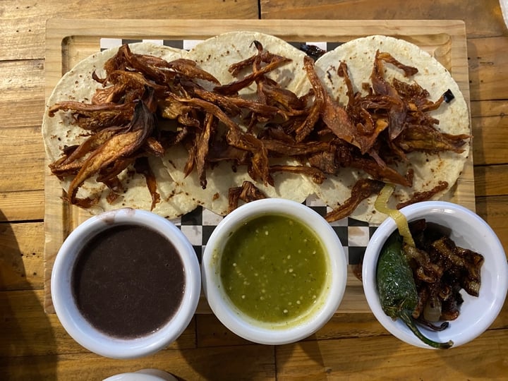 photo of Blooming ONION Tacos de tripa shared by @teresamuro on  31 Jan 2020 - review