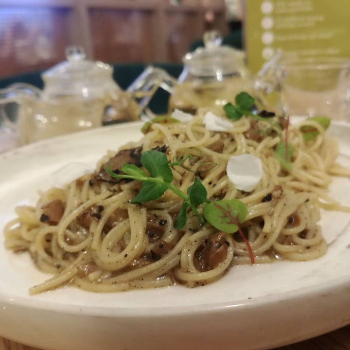 photo of elemen Classic @ Great World Angel Hair Truffle Pasta shared by @iloveveggies on  21 Jan 2020 - review