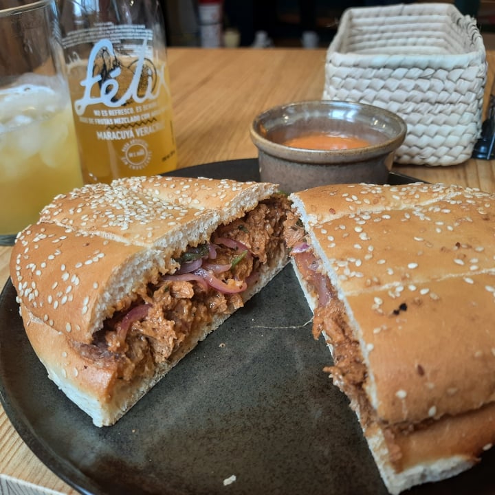 review photo of Pali Pali del Valle Torta De Cochinita shared by @mariaolmedo9 on 11 Sep 2021 - review
