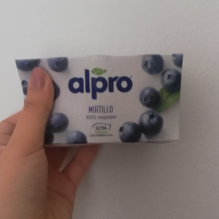 photo of Alpro Yogurt Mirtillo shared by @giorgia99 on  01 Aug 2021 - review