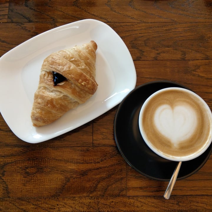 review photo of Corso41 Bar e Ristorante cornetto Vegano shared by @giuliaspetti on 15 Jul 2022 - review