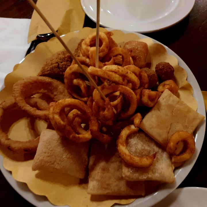 review photo of The Millenium Autentico Irish Pub Original Guinness cena shared by @janaina on 13 Oct 2022 - review