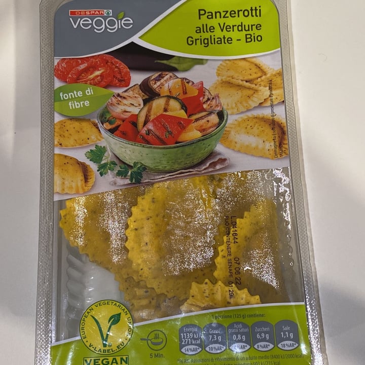 review photo of Despar Veggie Panzerotti Alle Verdure Grigliate - Bio shared by @laratrigolo on 28 Apr 2022 - review