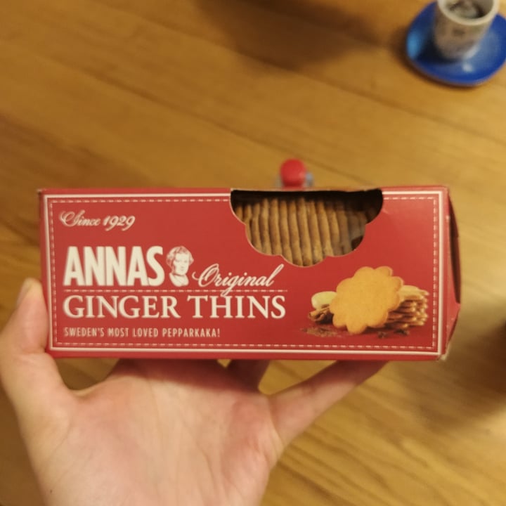 photo of Annas Ginger Thins shared by @chiaracappellini on  11 Oct 2022 - review