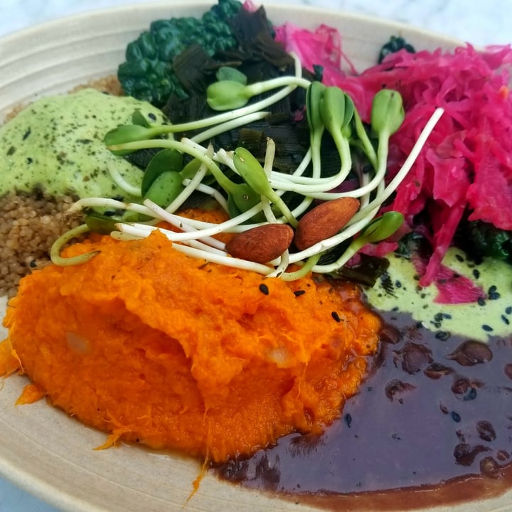 photo of Cafe Gratitude San Diego Whole - Macrobiotic Bowl shared by @chickpeaandlotus on  26 Aug 2020 - review