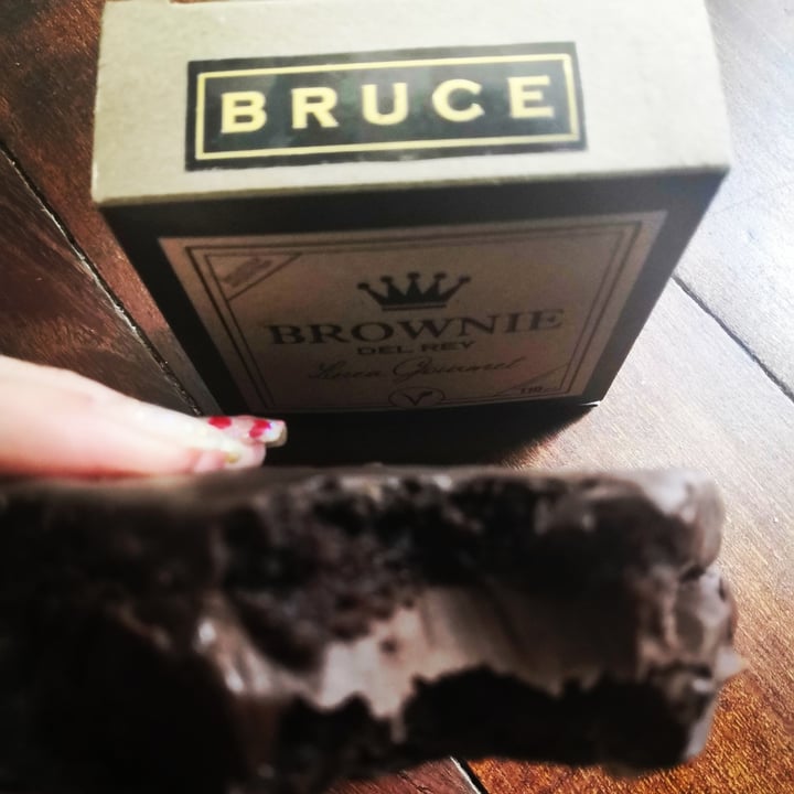 photo of Brownie del Rey Brownie Bruce shared by @vivegan on  18 Feb 2021 - review