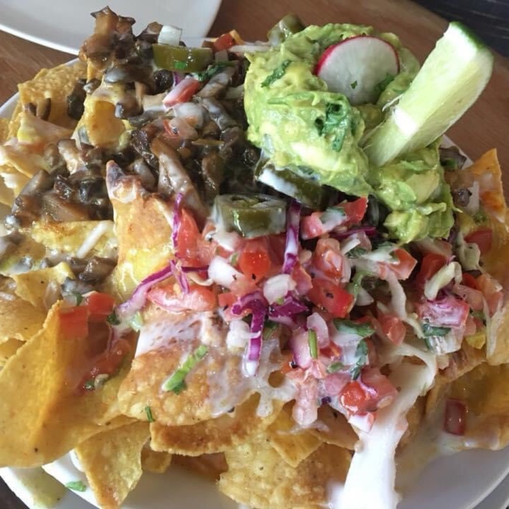 review photo of El Borracho Tacoma Vegan Nachos With Mushrooms shared by @purpleraven14 on 07 May 2020 - review