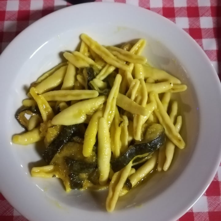 review photo of La Balera dell'Ortica Pasta Allo Zafferano Con Zucchine shared by @sarettamagx on 28 Sep 2022 - review