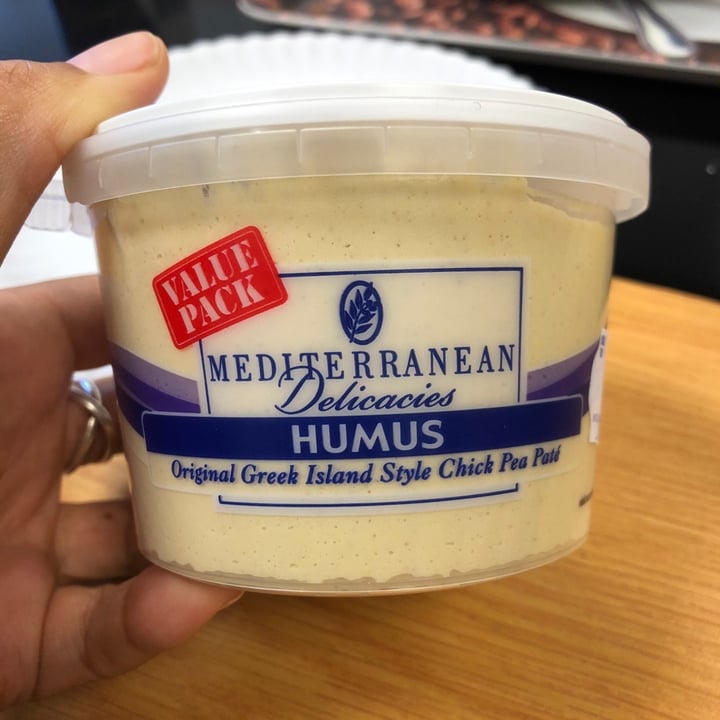 photo of Mediterranean Delicacies Humus shared by @southernveganupnorth on  18 Nov 2019 - review