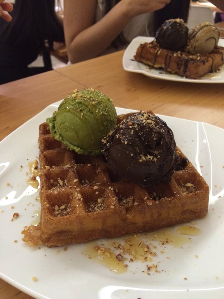 photo of LN FORTUNATE COFFEE MALAYSIA 幸福咖啡 Waffle shared by @vegkai on  31 Aug 2019 - review