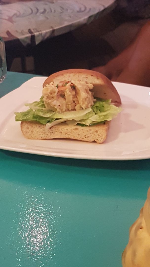 photo of Well Dressed Salad Bar Chick & Mayo Sandwich shared by @celinabina0405 on  19 Dec 2019 - review