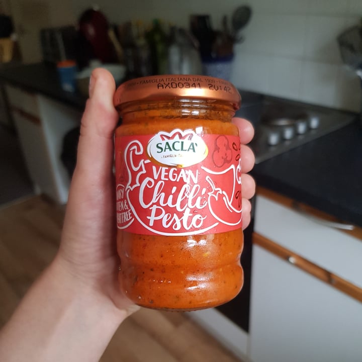 photo of Sacla' Vegan Chilli Pesto shared by @marthsalt on  04 Jun 2021 - review