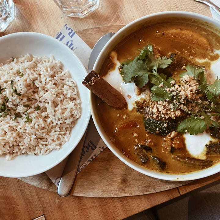 review photo of Flax and Kale La Roca Butternut Squash Malaysian Curry shared by @theveganavocadito on 08 Dec 2022 - review