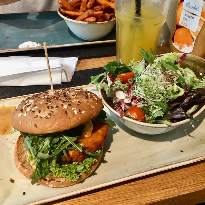 photo of Hans Im Glück German Burgergrill Kutscher - Spicy Patty with grilled vegetable tartare & rocket leaves shared by @amindfulmiao on  17 Nov 2019 - review