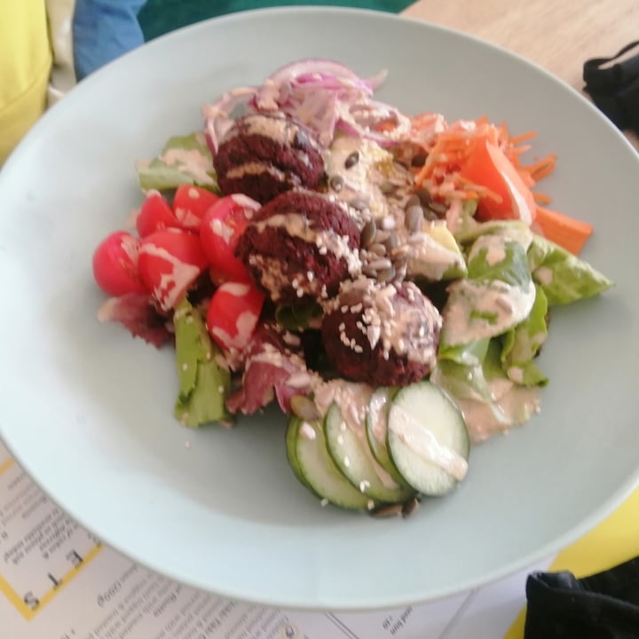 photo of Lexi's Healthy Eatery Falafel Bowl shared by @stevieb93 on  10 Sep 2021 - review