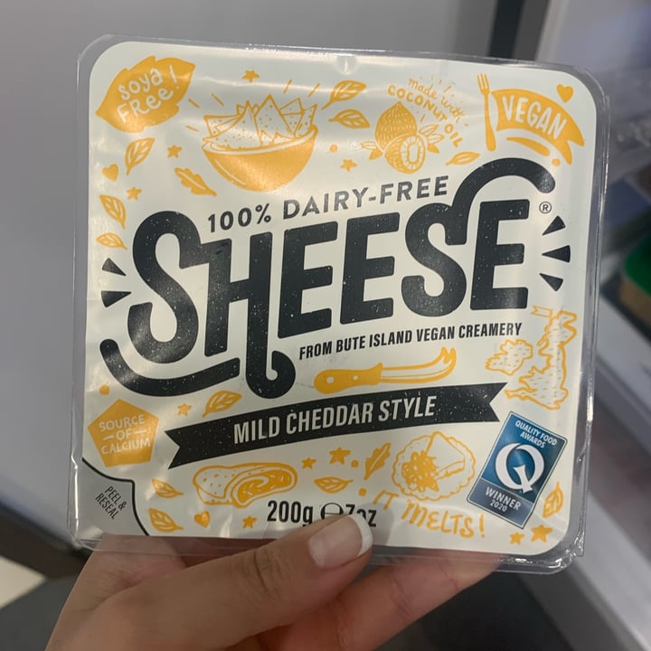 photo of Bute Island Foods Sheese Mild Cheddar Style Block shared by @vanessabejjany on  07 Nov 2021 - review