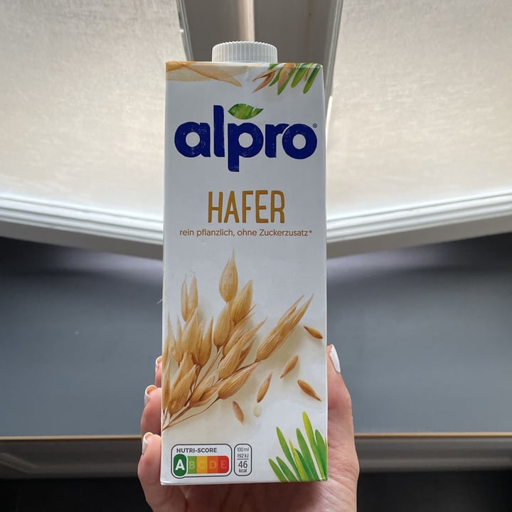 review photo of Alpro Oat Milk shared by @manelycaro on 10 Aug 2021 - review