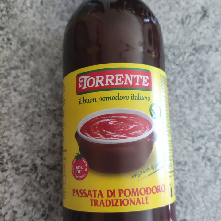 photo of La Torrente Passata di pomodoro tradizionale senza sale shared by @bisbarn on  15 May 2022 - review