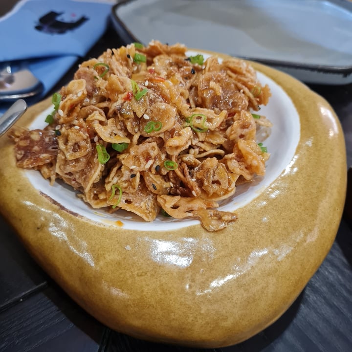 review photo of Yum Yum Cha Select Citywalk Crispy Lotus Stem Salad shared by @monisha15 on 11 Mar 2021 - review