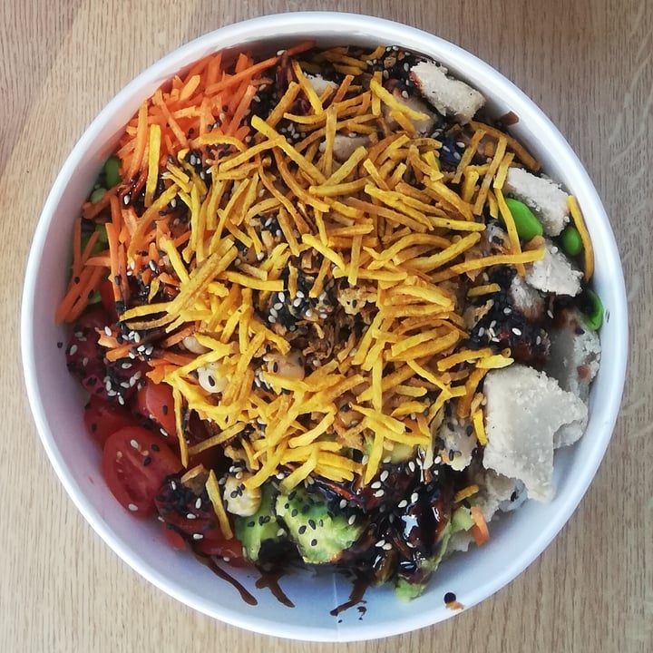 review photo of Poke House - Citylife this isn’t chicken burger Poke Bowl shared by @martabassignani on 13 Jul 2021 - review