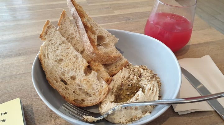 photo of Glasshouse Sourdough with Hummus shared by @chapche on  23 Jan 2020 - review