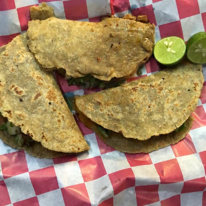 photo of Un Rinconcito De México - El Corazón De Doris Tacos Veganos shared by @valeriarse on  05 Oct 2020 - review