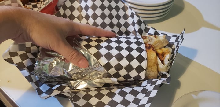 photo of Homegrown Smoker Mac no Cheese Burrito shared by @snowbunny on  08 Aug 2019 - review