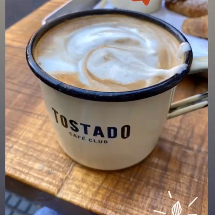 photo of Tostado Cafe Club Cafe con leche shared by @dagustina on  04 Apr 2021 - review